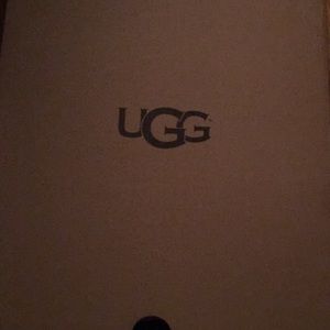 Meet your Posher, Latoya